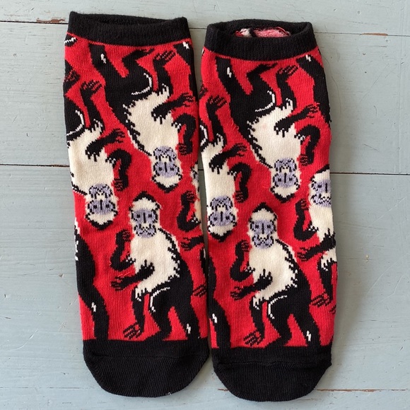 F.r.i.e.n.d.s socks (7 pair) woman’s size 8-12 - Picture 6 of 9